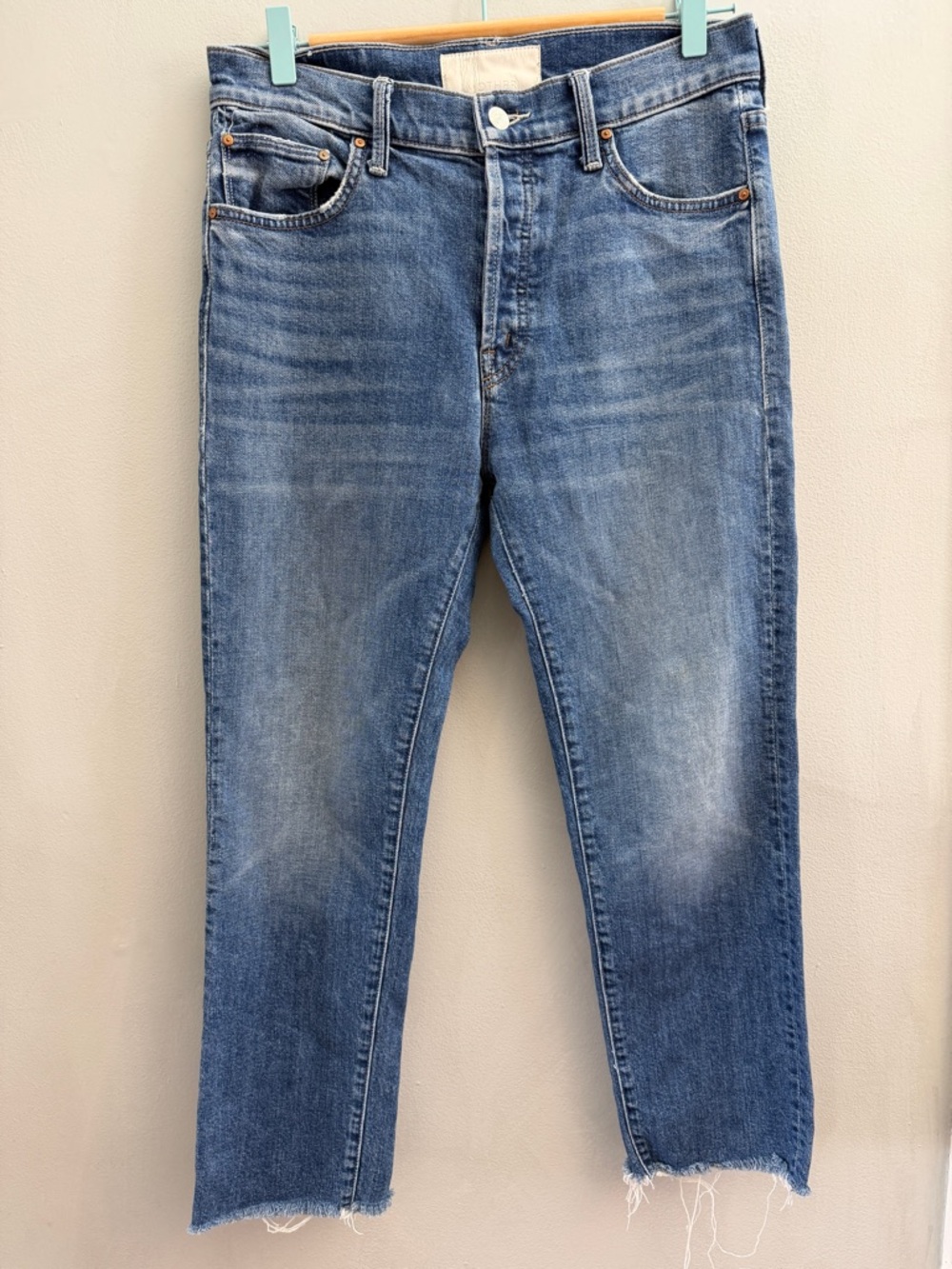 Mother Denim The Scrapper Ankle in Cowboys Don’t Cry, Size 27